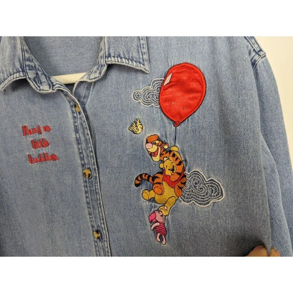 Disney VTG Y2K XL Winnie The Pooh Embroidered Chambray Denim Button Up Shirt Top - Picture 6 of 8